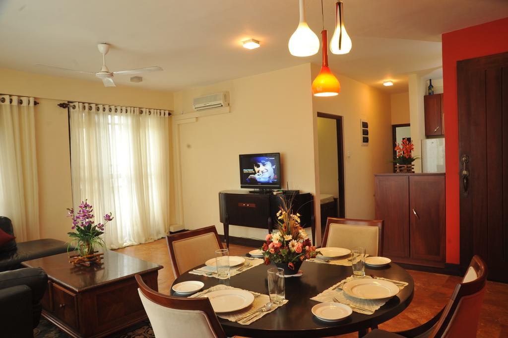 Prestige Court Residencies Hotel Dehiwala-Mount Lavinia Kültér fotó