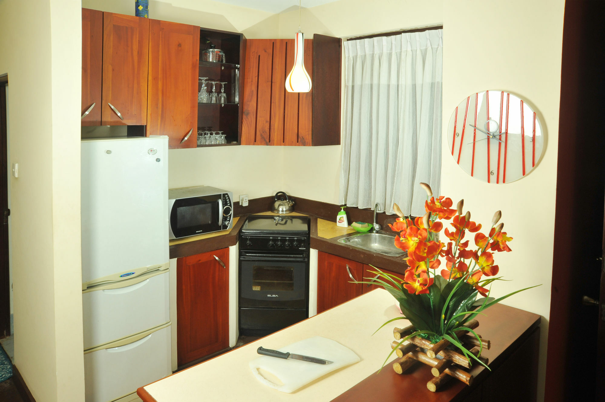 Prestige Court Residencies Hotel Dehiwala-Mount Lavinia Kültér fotó