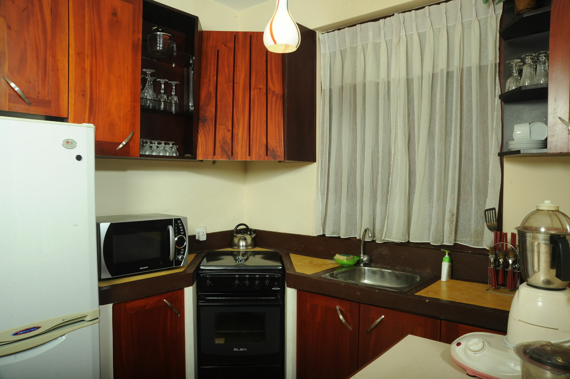 Prestige Court Residencies Hotel Dehiwala-Mount Lavinia Kültér fotó